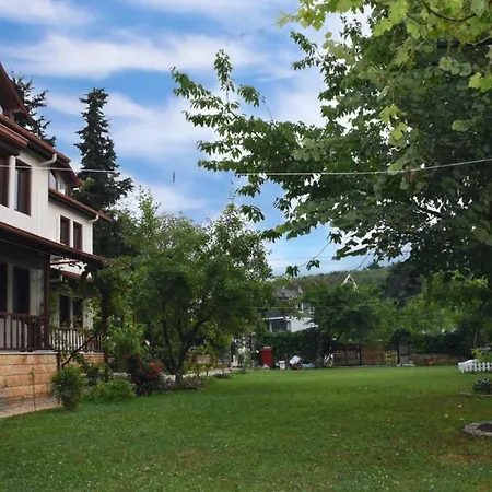 Daire Mountain Hill Villas *
